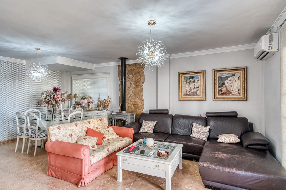 Herenhuis met 4 slaapkamers in Coín in Coín - foto 9