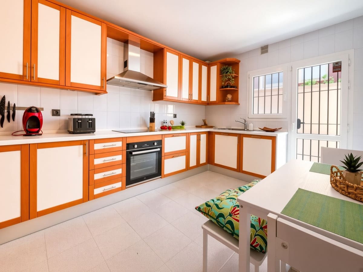Huis met 4 slaapkamers in Marbella in Marbella - foto 7