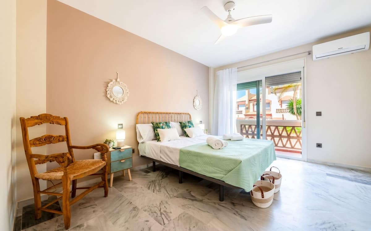 Huis met 4 slaapkamers in Marbella in Marbella - foto 8