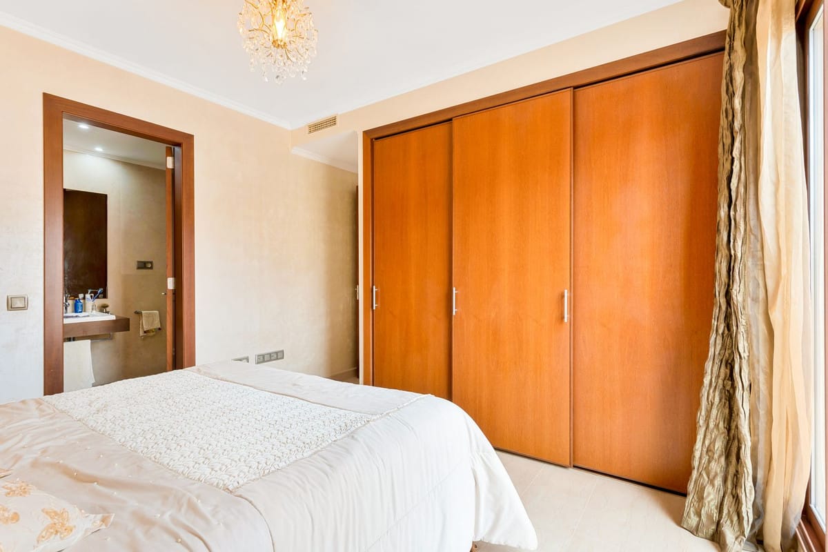 2-slaapkamer penthouse met ruime privéterras in Medina de Banús, Nueva Andalucía in Nueva Andalucía - foto 12