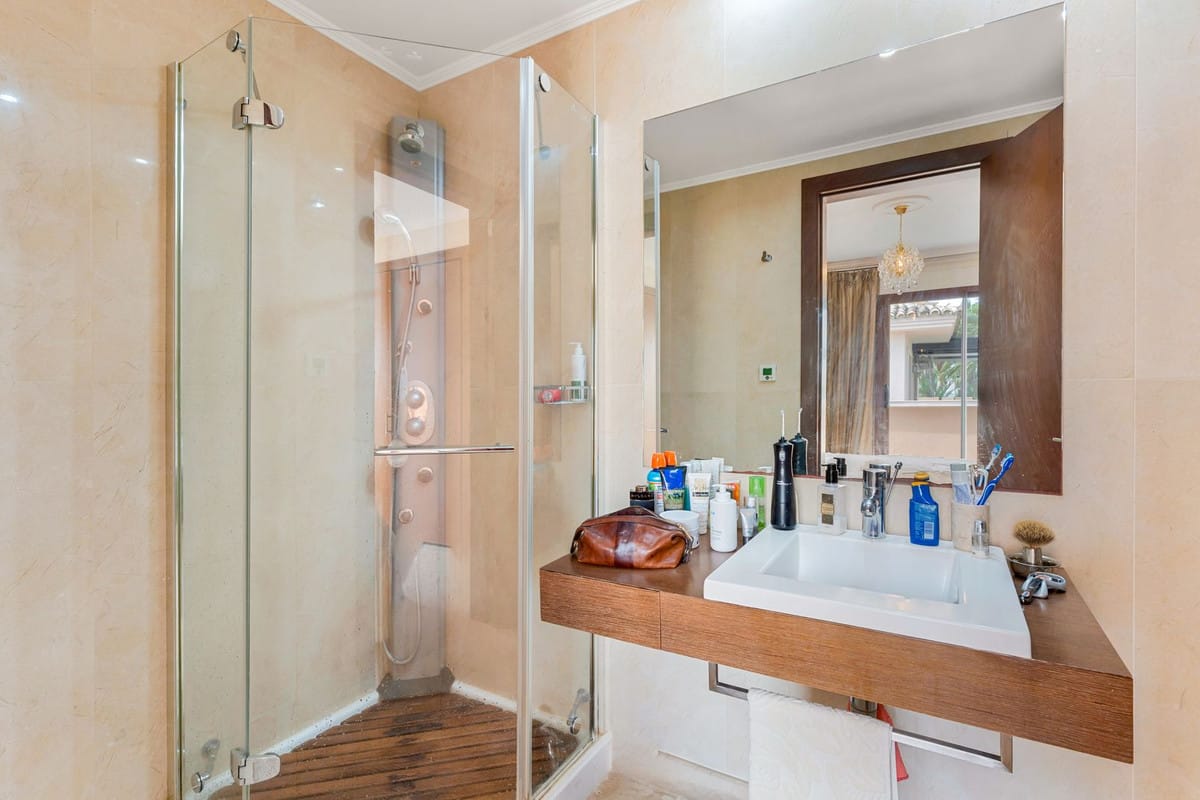 2-slaapkamer penthouse met ruime privéterras in Medina de Banús, Nueva Andalucía in Nueva Andalucía - foto 13
