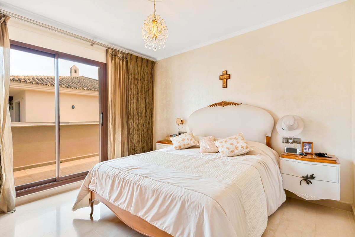 2-slaapkamer penthouse met ruime privéterras in Medina de Banús, Nueva Andalucía in Nueva Andalucía - foto 10