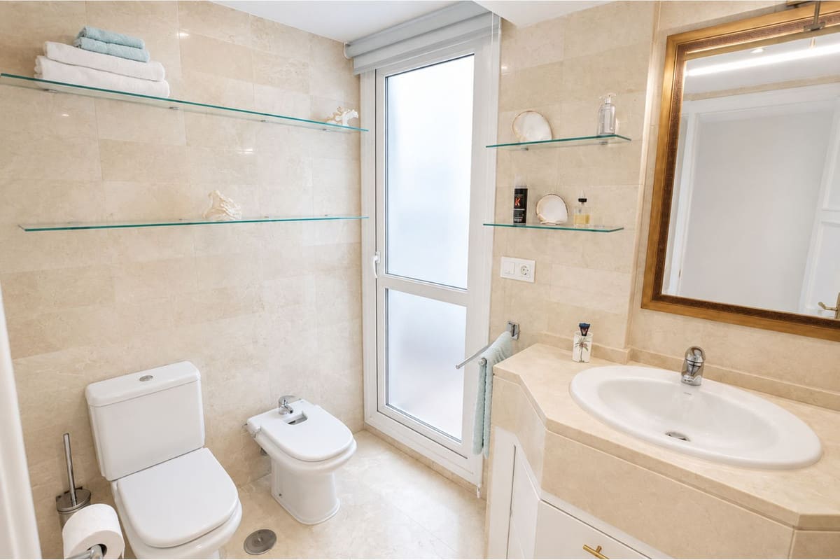 2 bedroom Apartment in Marbella in Marbella - foto 8