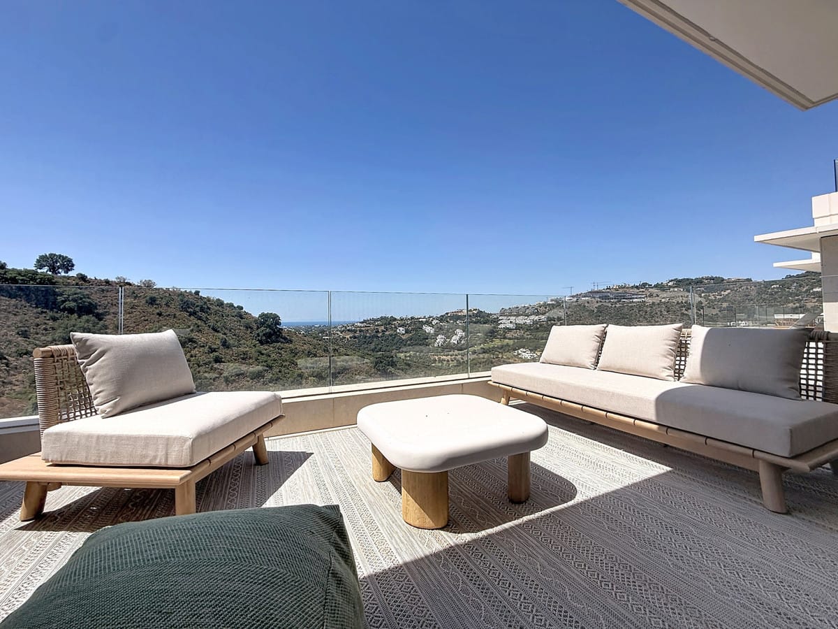 Drie slaapkamers penthouse in Benahavís met zeezicht en 93 m² terras in Benahavís - foto 17