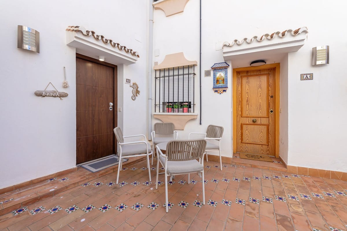 Exclusief volledig gerenoveerde designer-duplex op de tweede lijn van La Carihuela-strand in La Carihuela - foto 3
