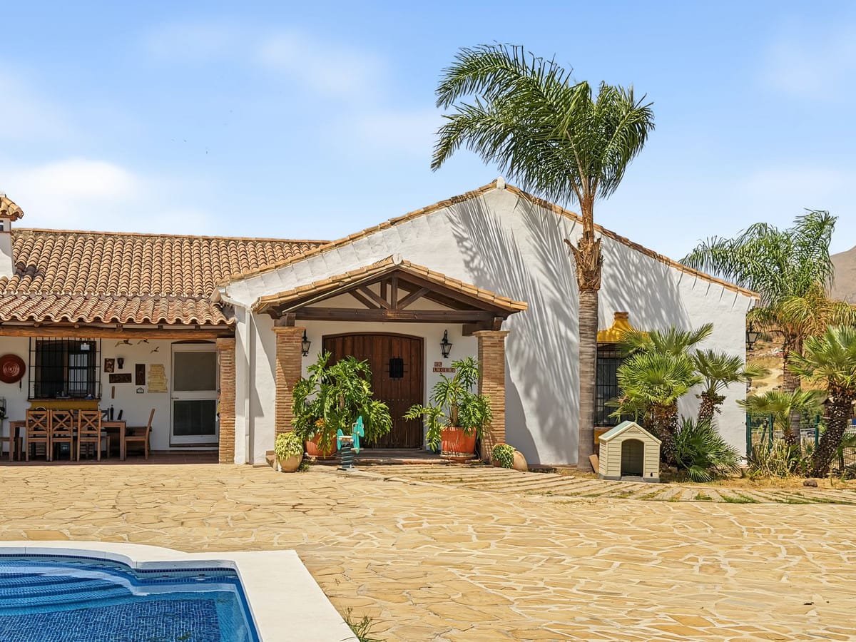3-slaapkamer finca in Casares in Casares - foto 4