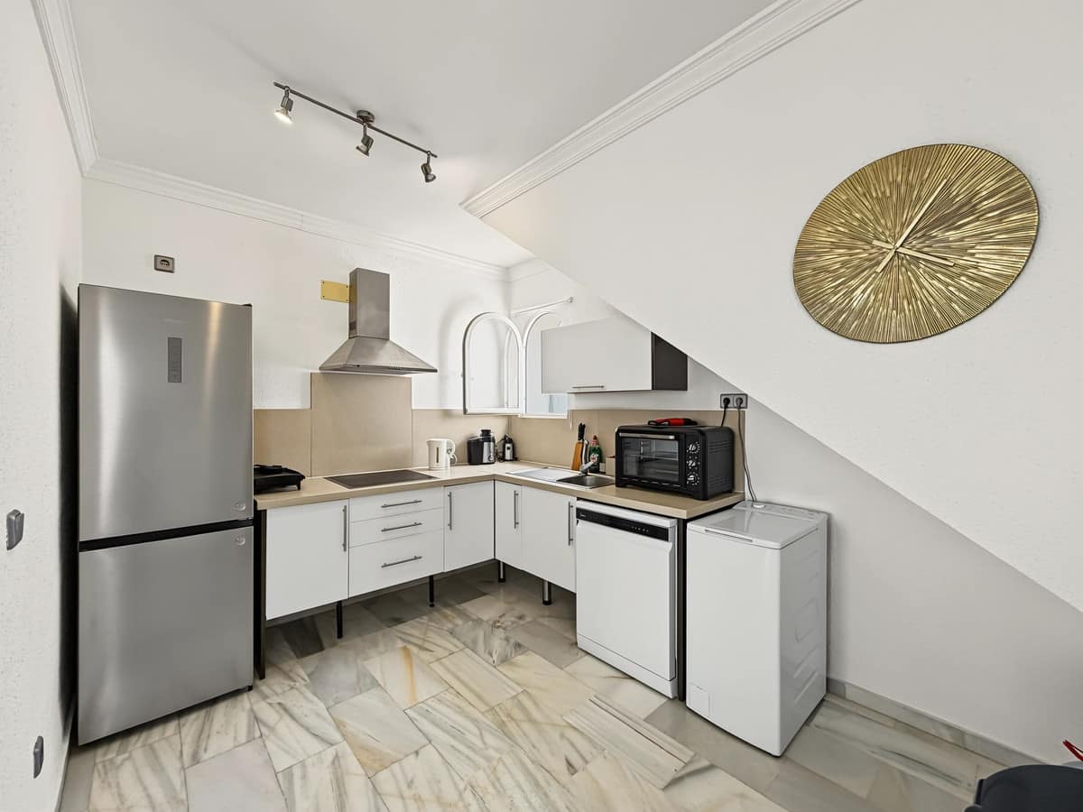Duplex-penthouse met panoramisch zeezicht in Forest Hills, Estepona in Estepona - foto 19