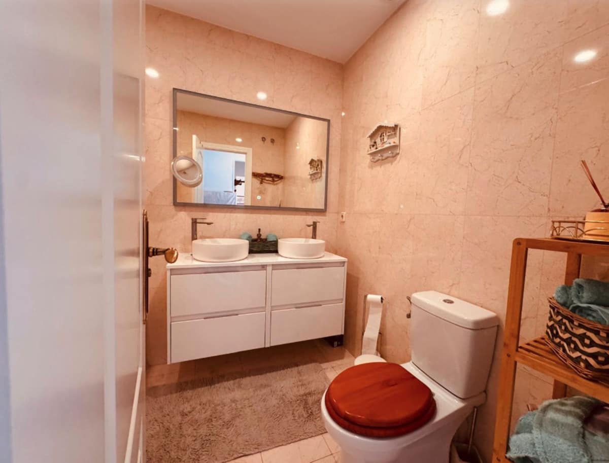 Appartement met 2 slaapkamers in La Duquesa in La Duquesa - foto 13