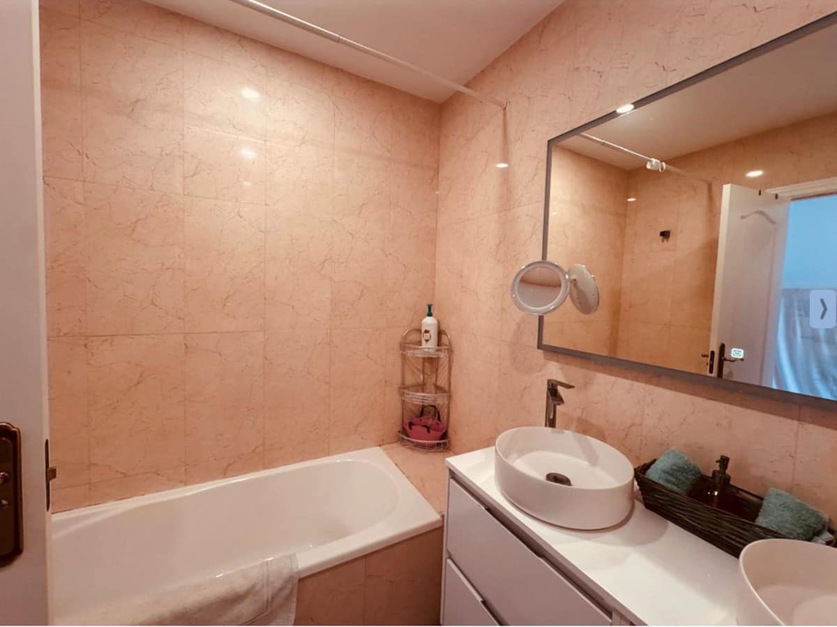 Appartement met 2 slaapkamers in La Duquesa in La Duquesa - foto 16