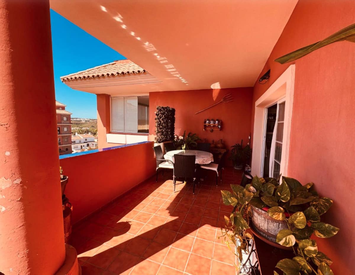 Appartement met 2 slaapkamers in La Duquesa in La Duquesa - foto 4