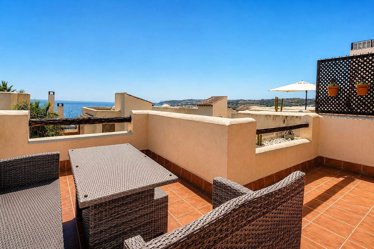 Moderne 3-slaapkamerwoning met terras en solarium in Casares in Casares - foto 2