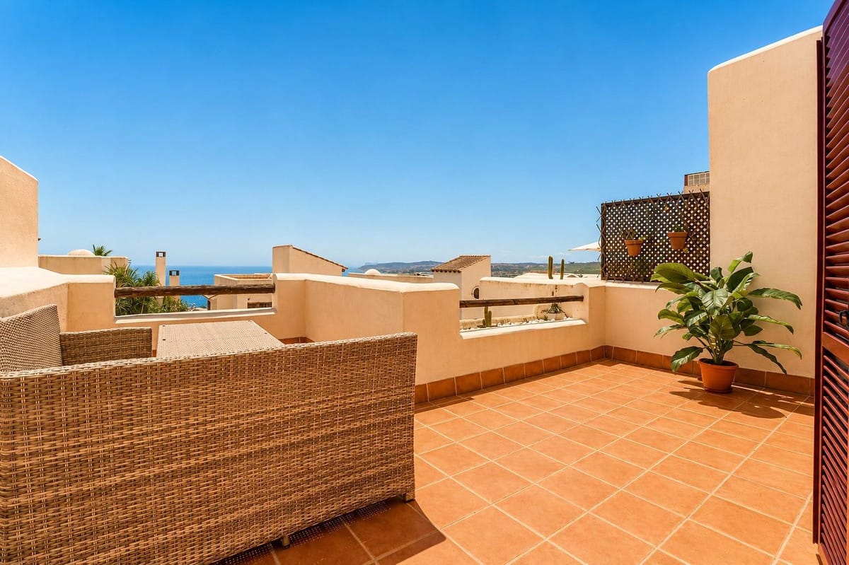 Moderne 3-slaapkamerwoning met terras en solarium in Casares in Casares - foto 18