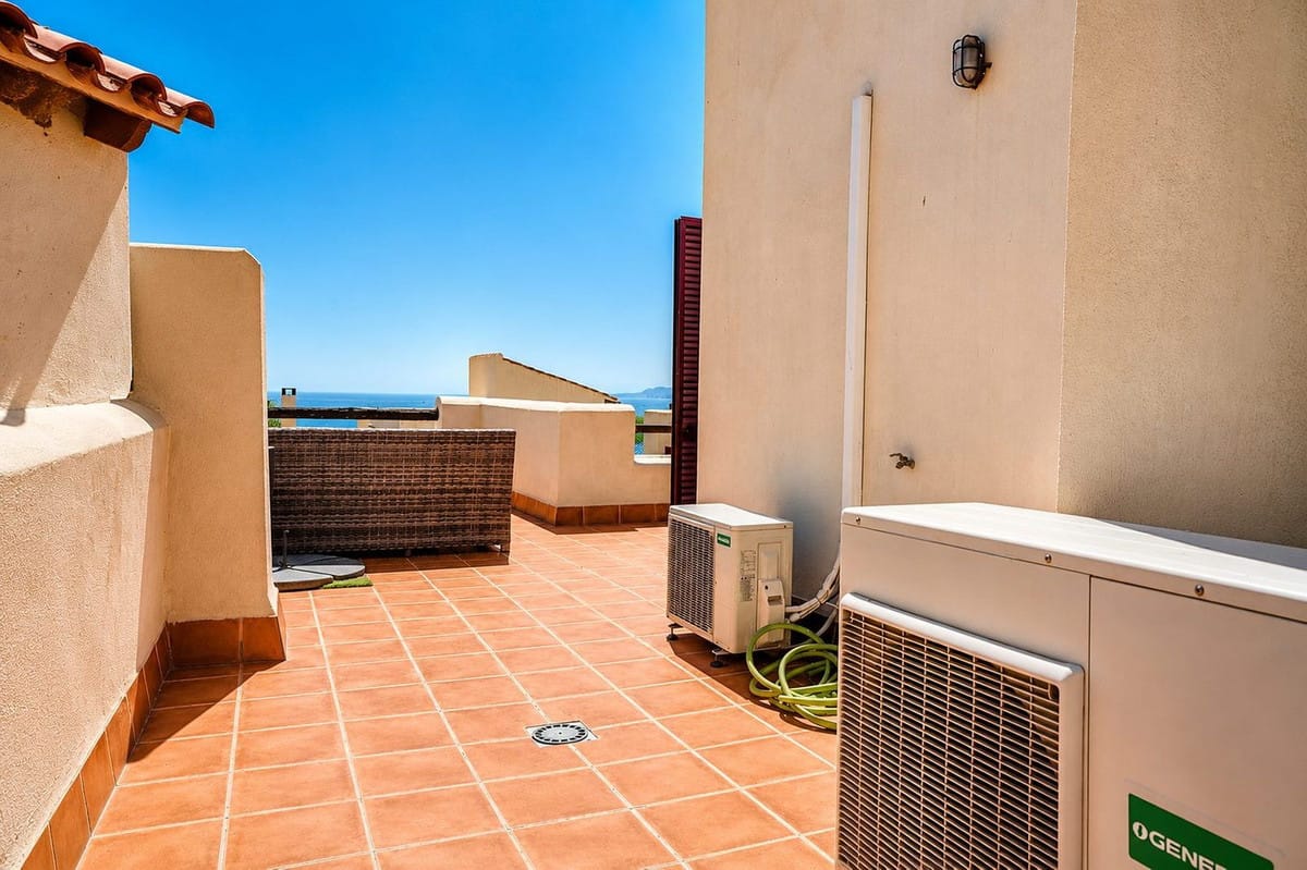 Moderne 3-slaapkamerwoning met terras en solarium in Casares in Casares - foto 4