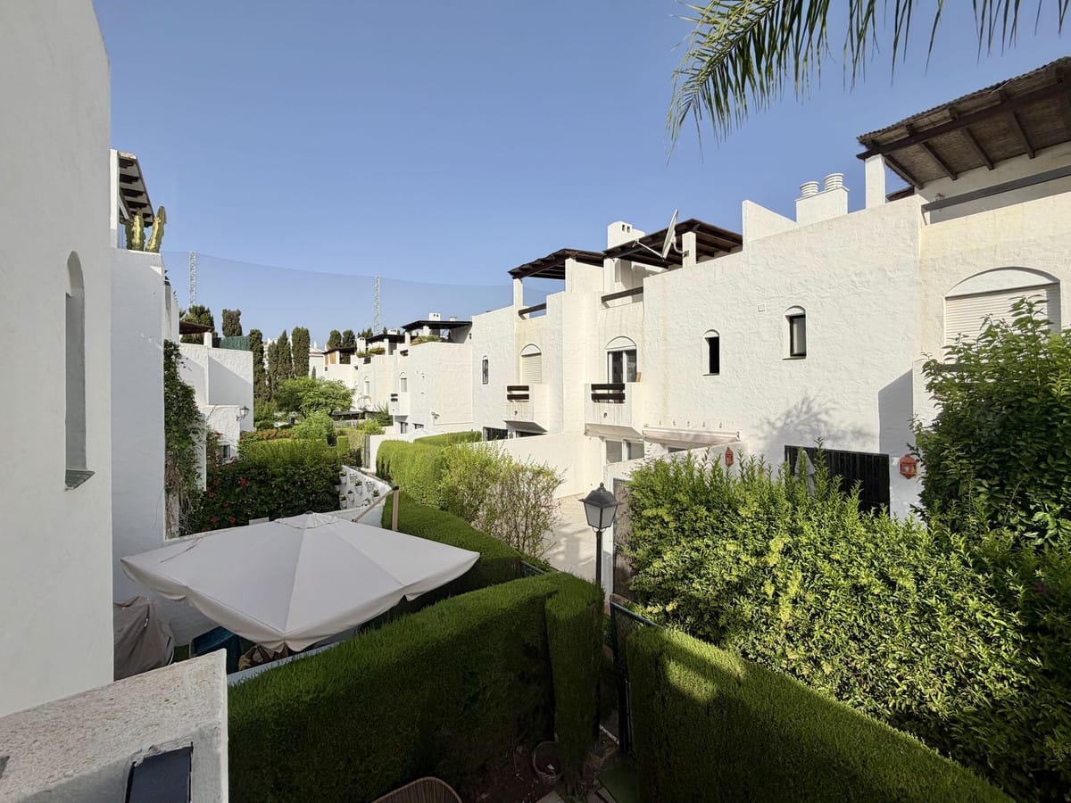 Drie-slaapkamer townhouse in Guadalmina Baja in Guadalmina Baja - foto 13