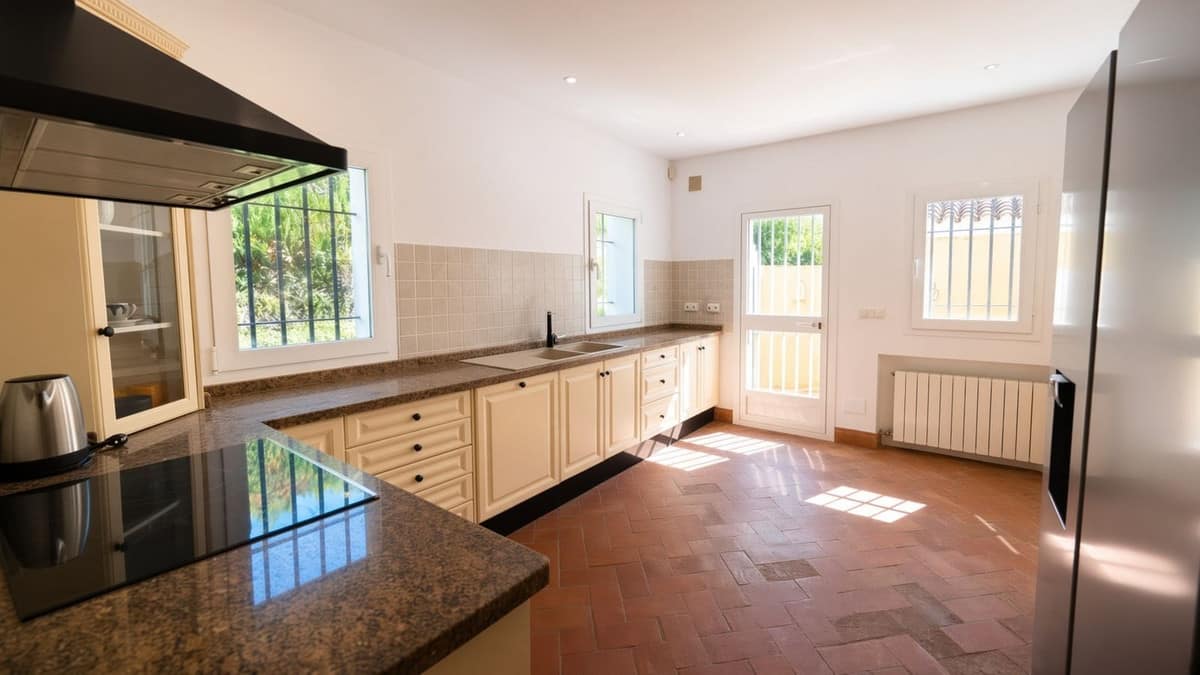 Villa met 5 slaapkamers in Sotogrande Costa in Sotogrande Costa - foto 6