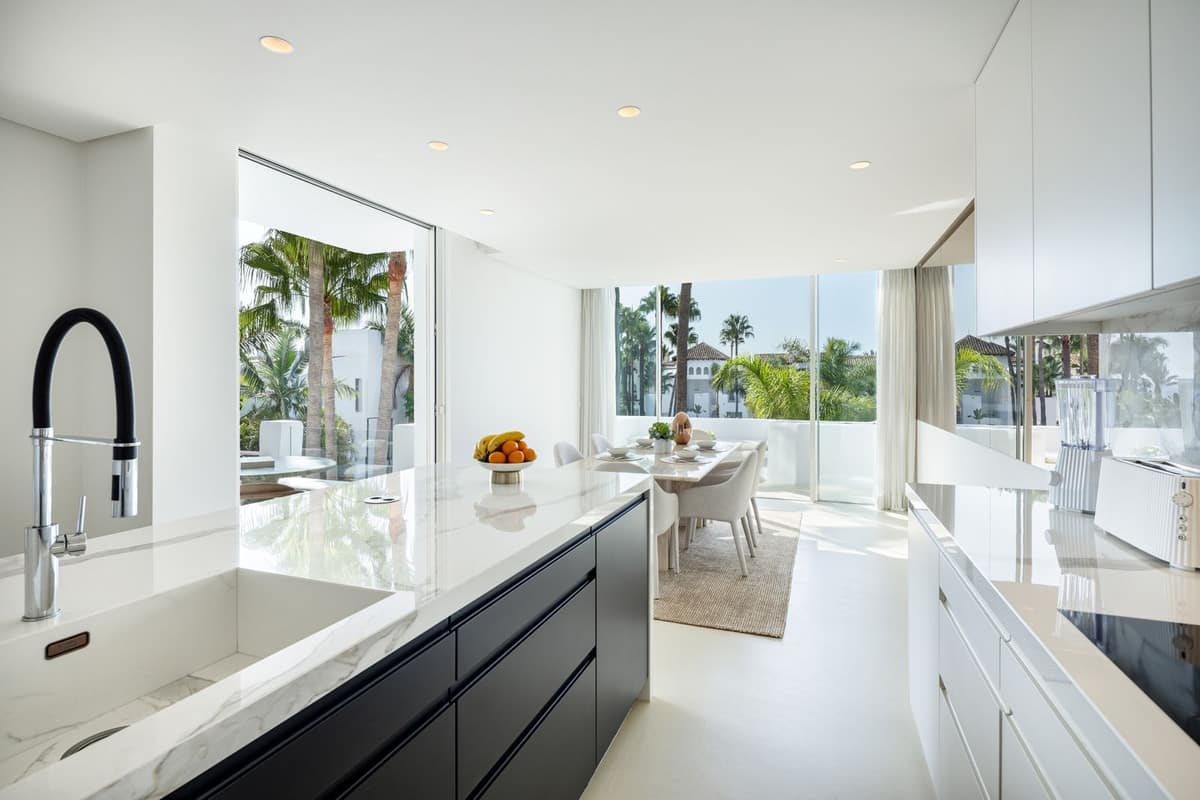 Prachtige volledig gerenoveerde duplex penthouse met vier slaapkamers – The Golden Mile in The Golden Mile - foto 4