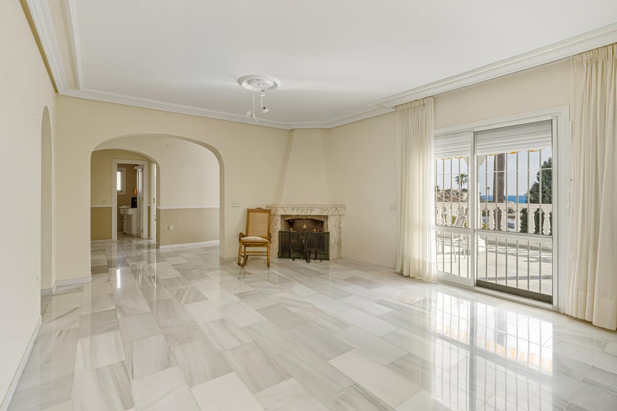 Villa met 3 slaapkamers en zeezicht te koop in Riviera del Sol, Málaga in Riviera del Sol - foto 4