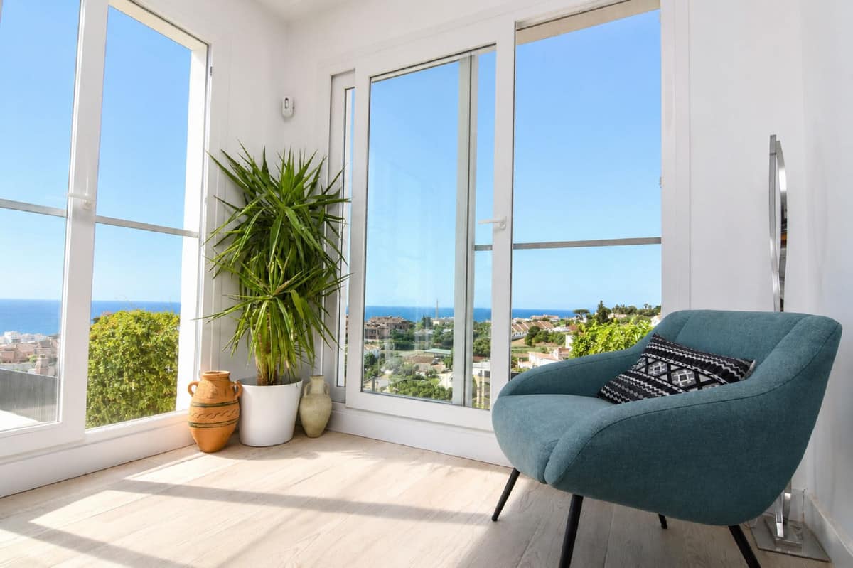 Vrijstaande gerenoveerde villa met panoramisch zeezicht in Benalmádena Pueblo in Benalmadena Pueblo - foto 13