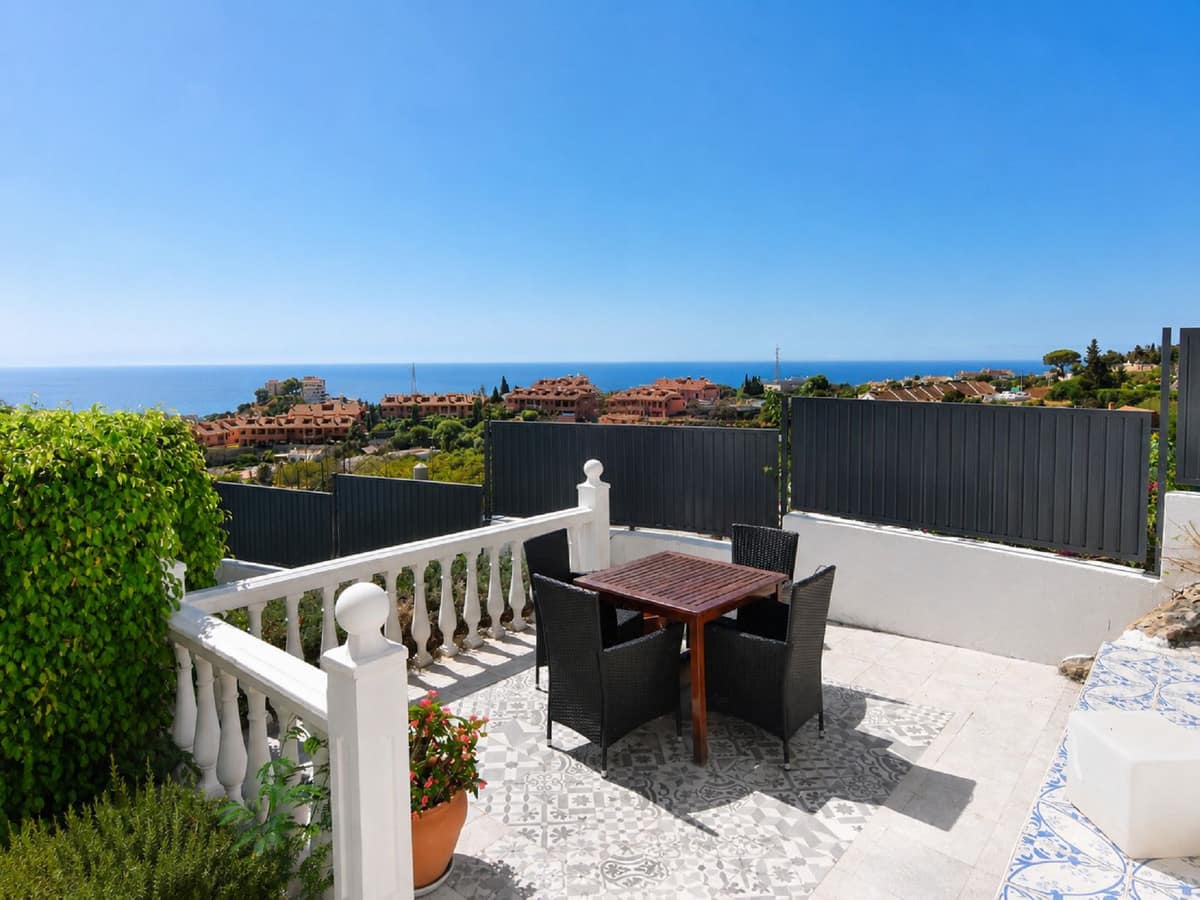 Vrijstaande gerenoveerde villa met panoramisch zeezicht in Benalmádena Pueblo in Benalmadena Pueblo - foto 3