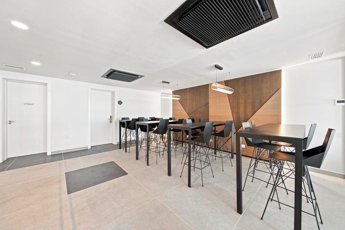 Luxe 2-slaapkamer appartement met panoramisch zeezicht in Higuerón in Higueron - foto 18