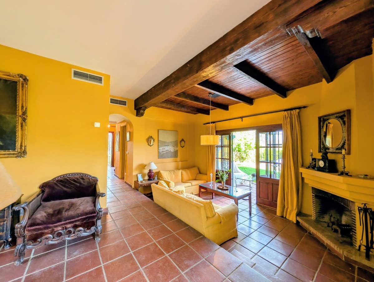 Charmante villa met 2 slaapkamers in Monda in Monda - foto 12