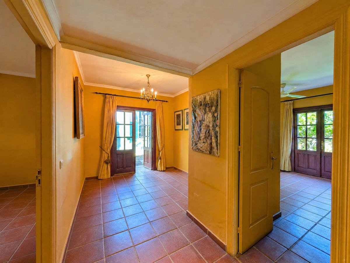 Charmante villa met 2 slaapkamers in Monda in Monda - foto 6