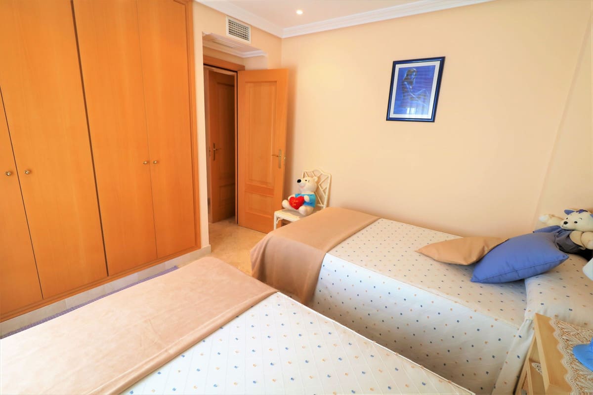 3-slaapkamer villa in Estepona in Estepona - foto 17