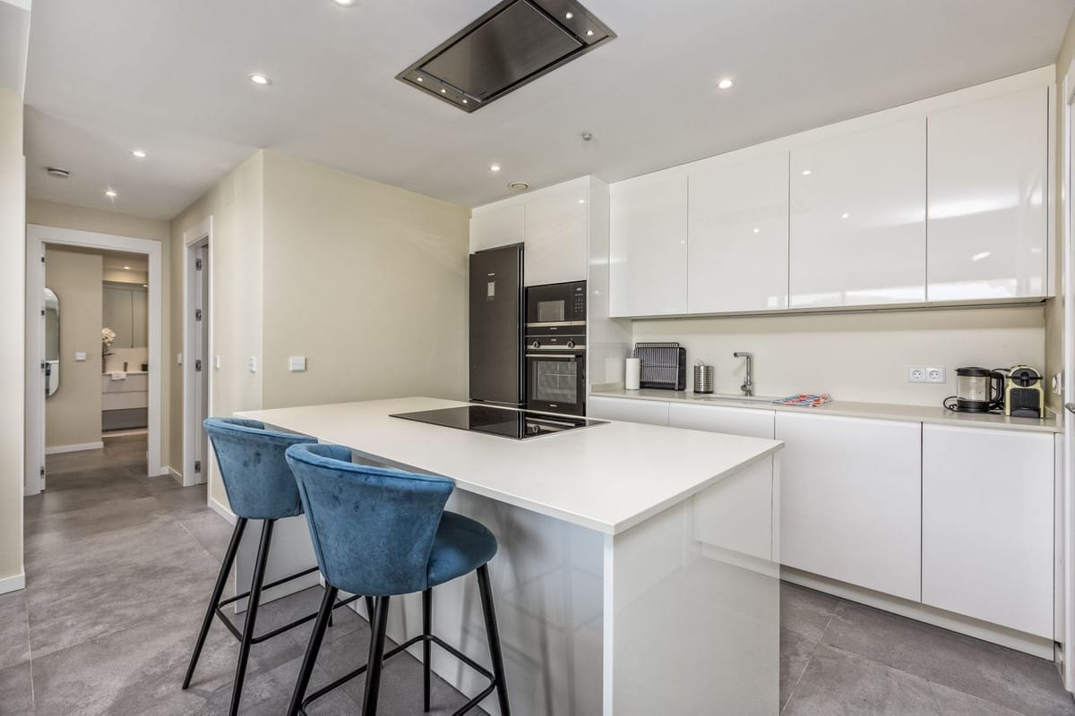 2 bedroom Apartment in Fuengirola in Fuengirola - foto 3