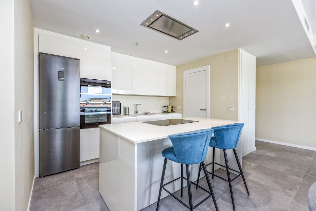 2 bedroom Apartment in Fuengirola in Fuengirola - foto 4