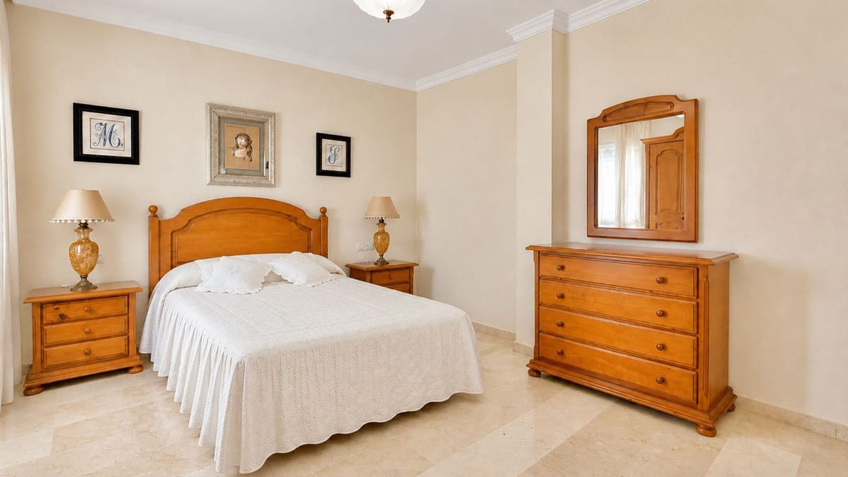 Drie-slaapkamerappartement in Estepona in Estepona - foto 16