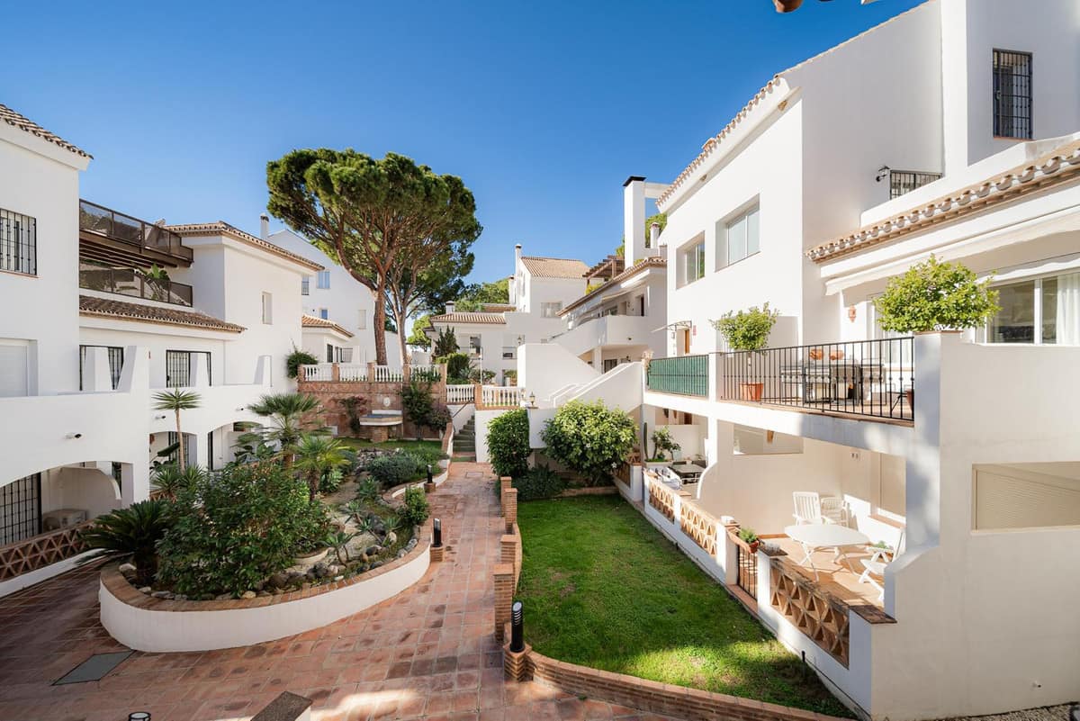 Appartement met twee slaapkamers in Nueva Andalucía in Nueva Andalucía - foto 19