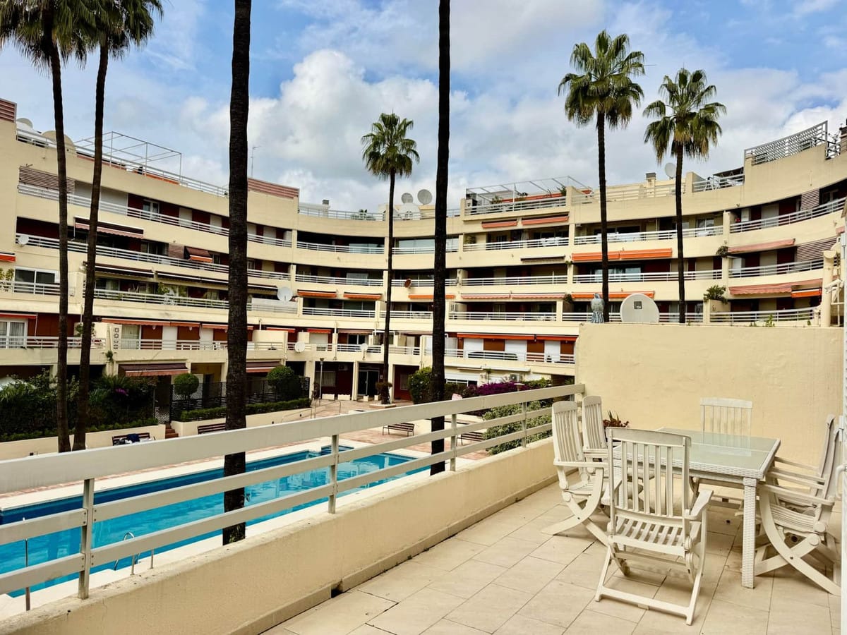 3 bedroom Apartment in Marbella in Marbella - foto 2