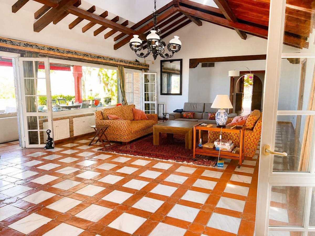 8 bedroom House in Torrequebrada in Torrequebrada - foto 9
