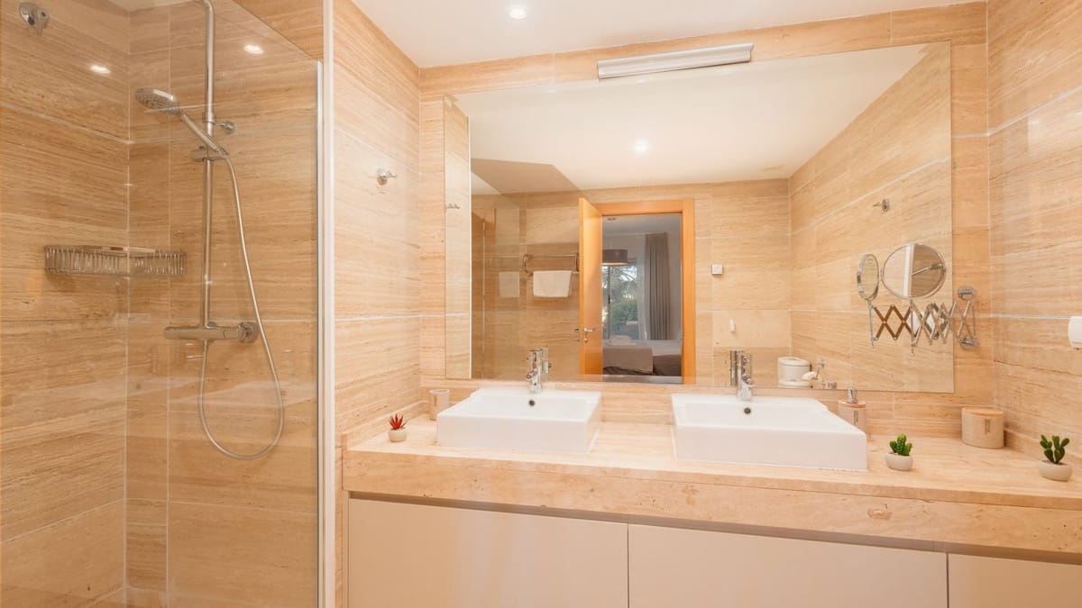 3 bedroom Apartment in Benahavís in Benahavís - foto 14