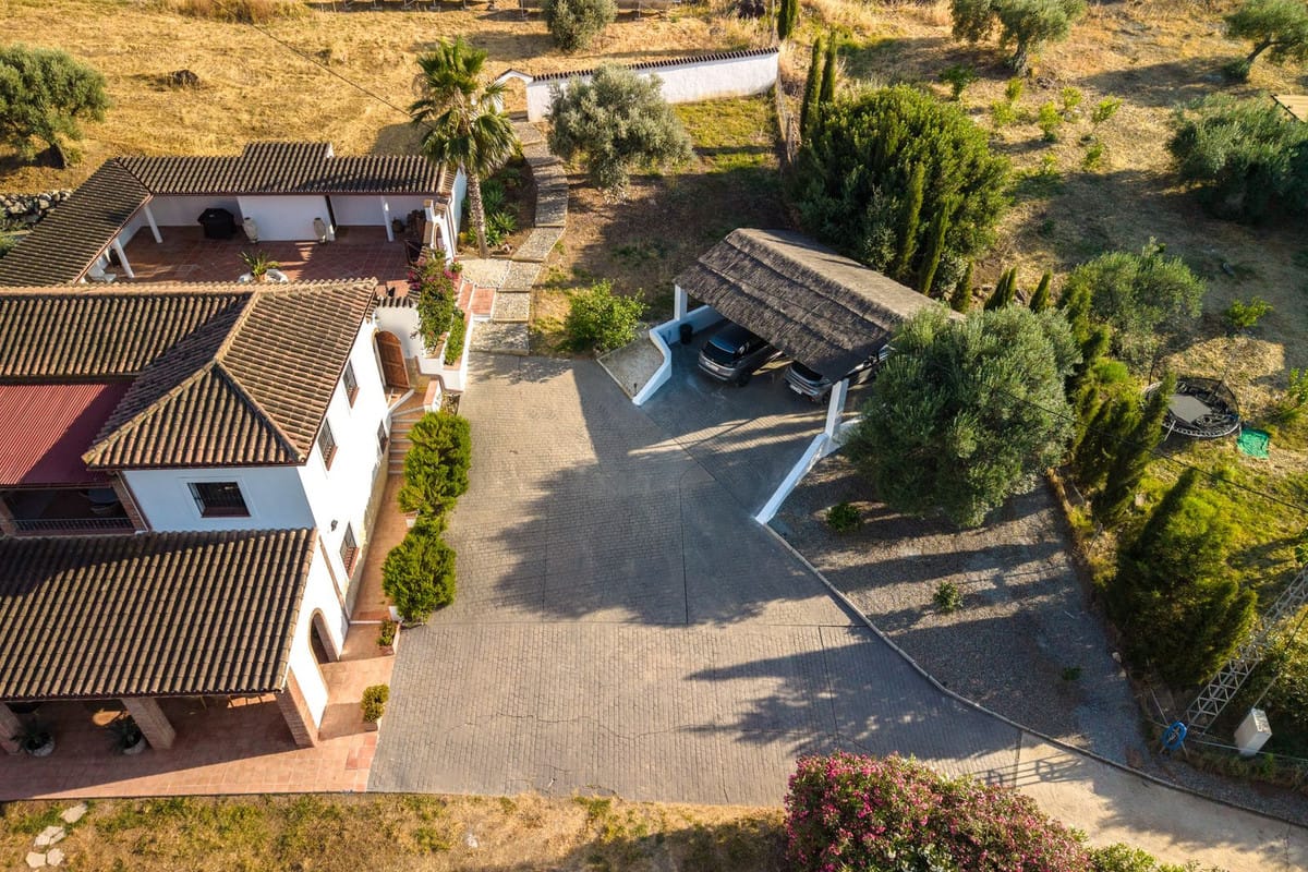 Drie-slaapkamer villa in Coín in Coín - foto 5