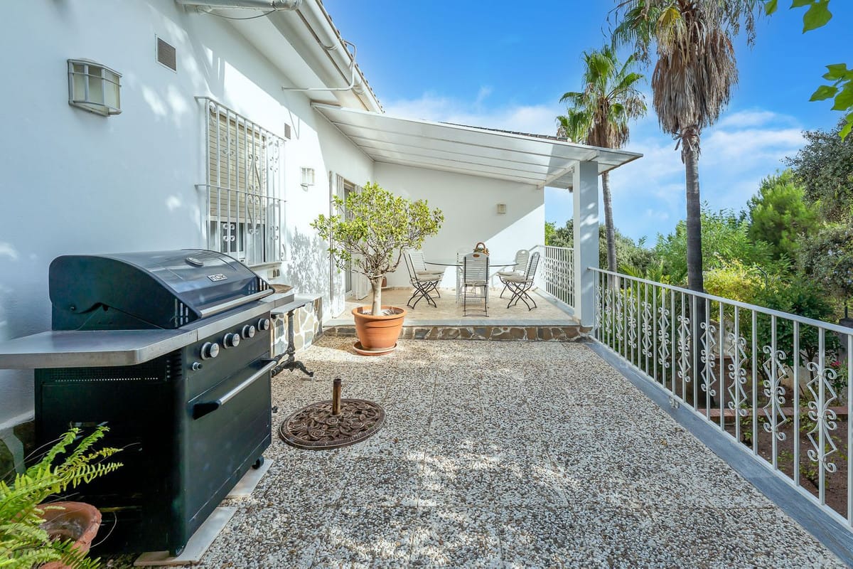 Woning met 4 slaapkamers in La Chicharra, Alhaurín el Grande in Alhaurín el Grande - foto 17