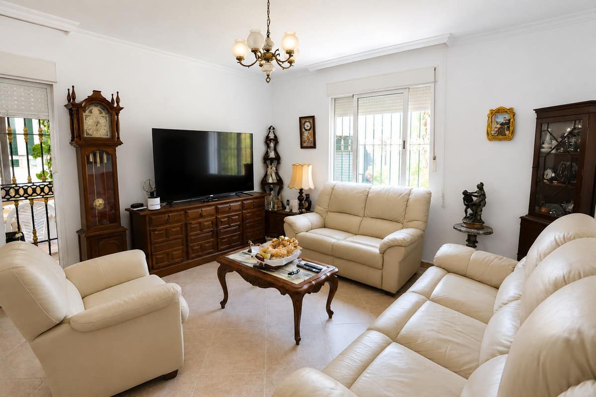 Prachtige Andalusische villa met 4 slaapkamers in Rincón de la Victoria in Rincón de la Victoria - foto 4