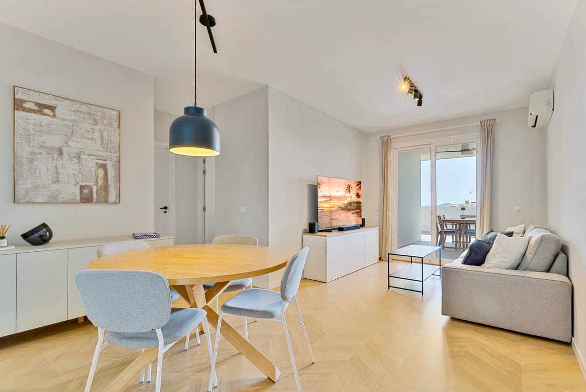 Stijlvol gerenoveerd 1-slaapkamer appartement met panoramisch zeezicht in Los Pacos, Fuengirola in Fuengirola - foto 4
