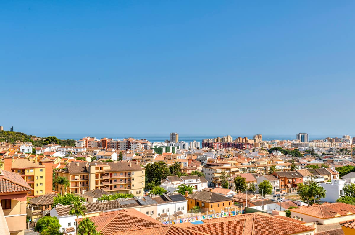 Stijlvol gerenoveerd 1-slaapkamer appartement met panoramisch zeezicht in Los Pacos, Fuengirola in Fuengirola - foto 10