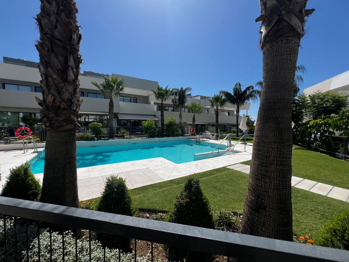 4 bedroom Apartment in La Cala De Mijas in La Cala de Mijas - foto 2