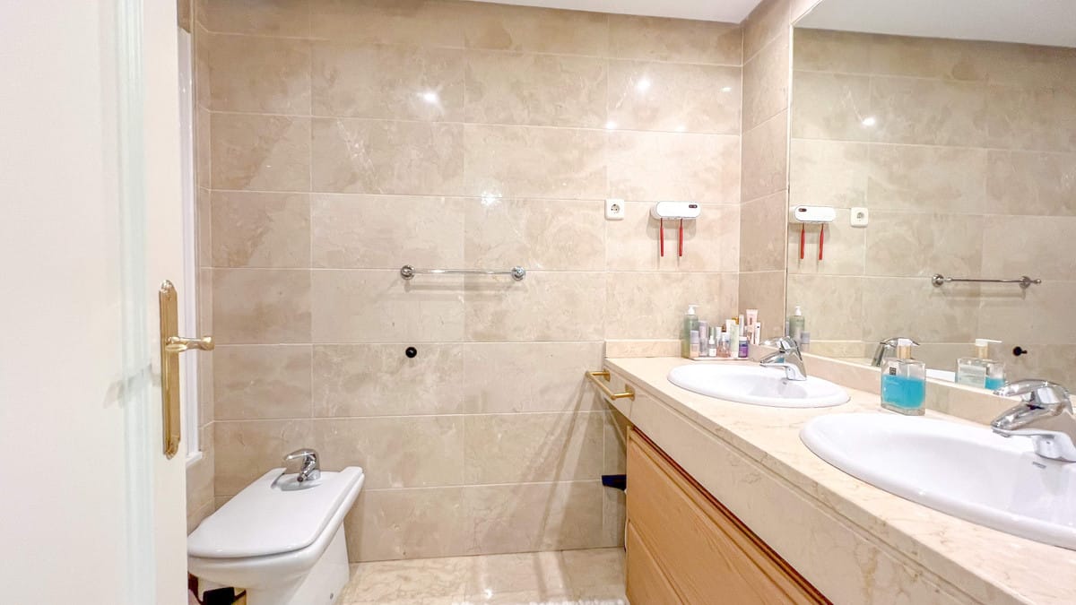 2 bedroom Apartment in Marbella in Marbella - foto 20