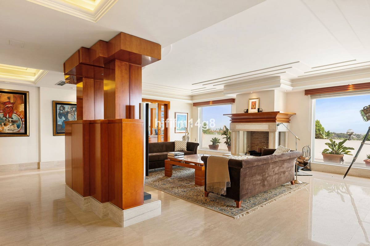 Vier-slaapkamer penthouse in Nueva Andalucía in Nueva Andalucía - foto 4