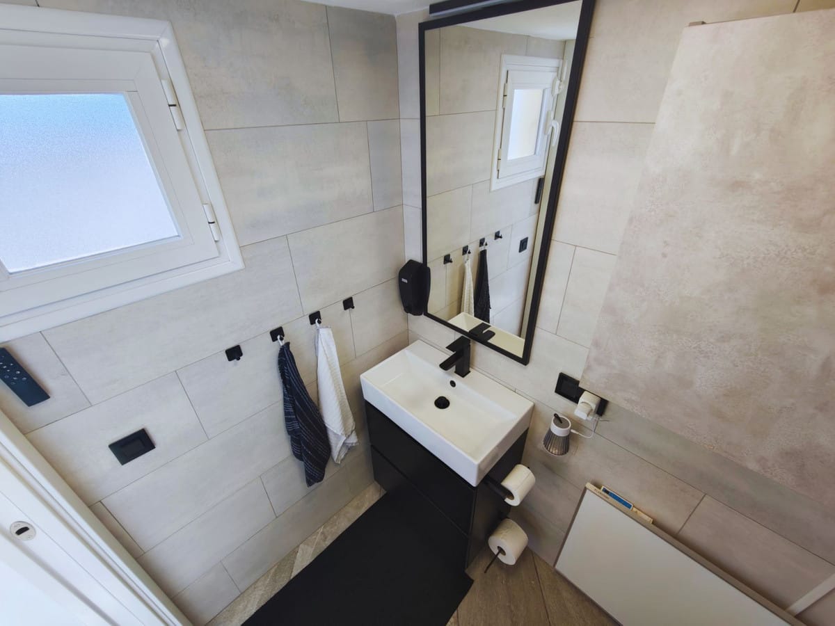 1-slaapkamer penthouse in Fuengirola met panoramisch zeezicht en privéterras in Fuengirola - foto 19