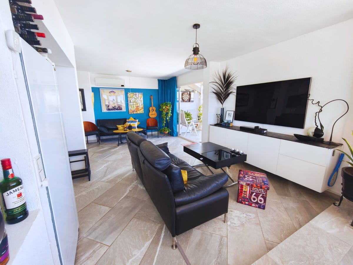 1-slaapkamer penthouse in Fuengirola met panoramisch zeezicht en privéterras in Fuengirola - foto 3