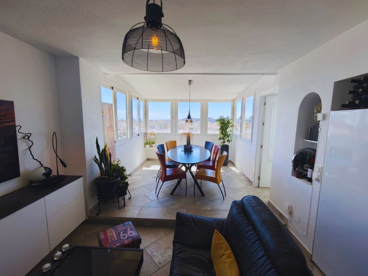 1-slaapkamer penthouse in Fuengirola met panoramisch zeezicht en privéterras in Fuengirola - foto 7