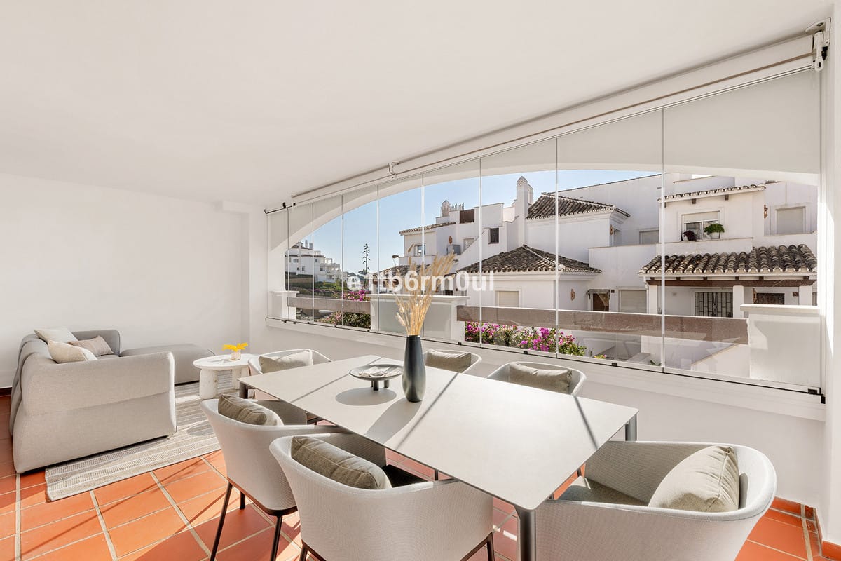2 bedroom Apartment in Nueva Andalucía in Nueva Andalucía - foto 4