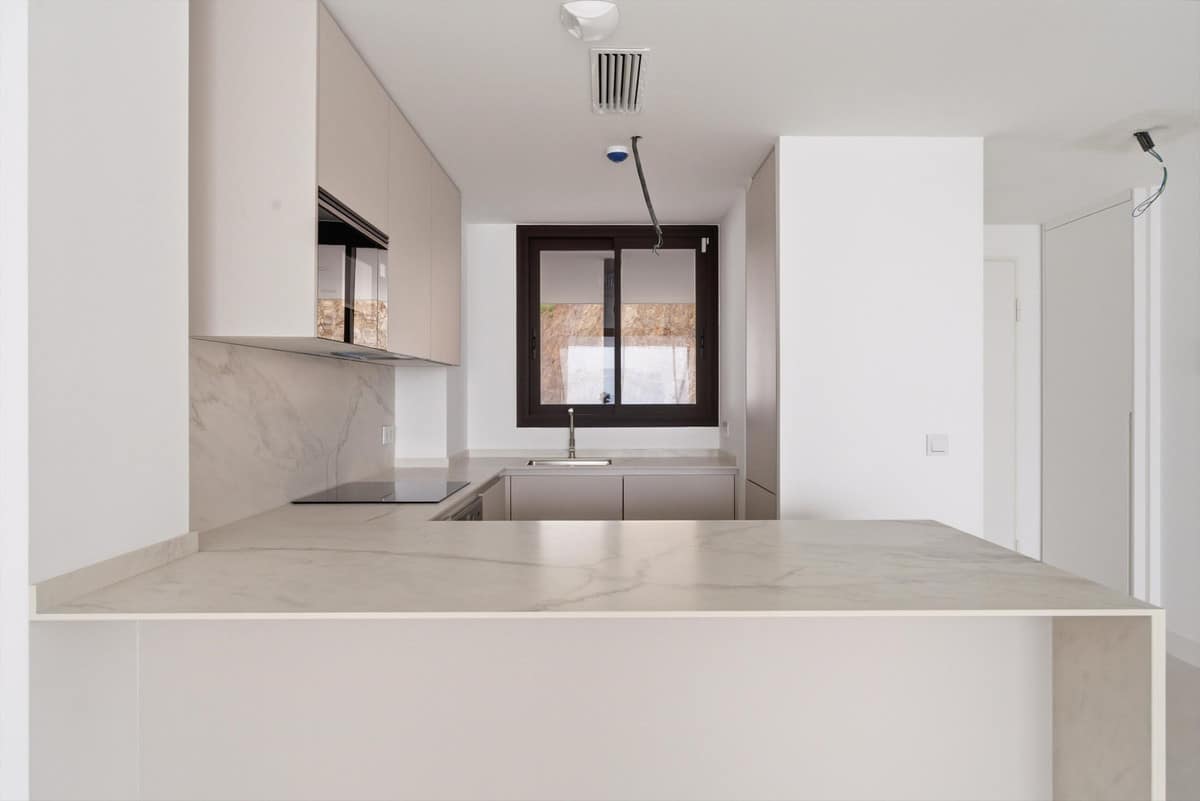 2 bedroom Apartment in Fuengirola in Fuengirola - foto 4