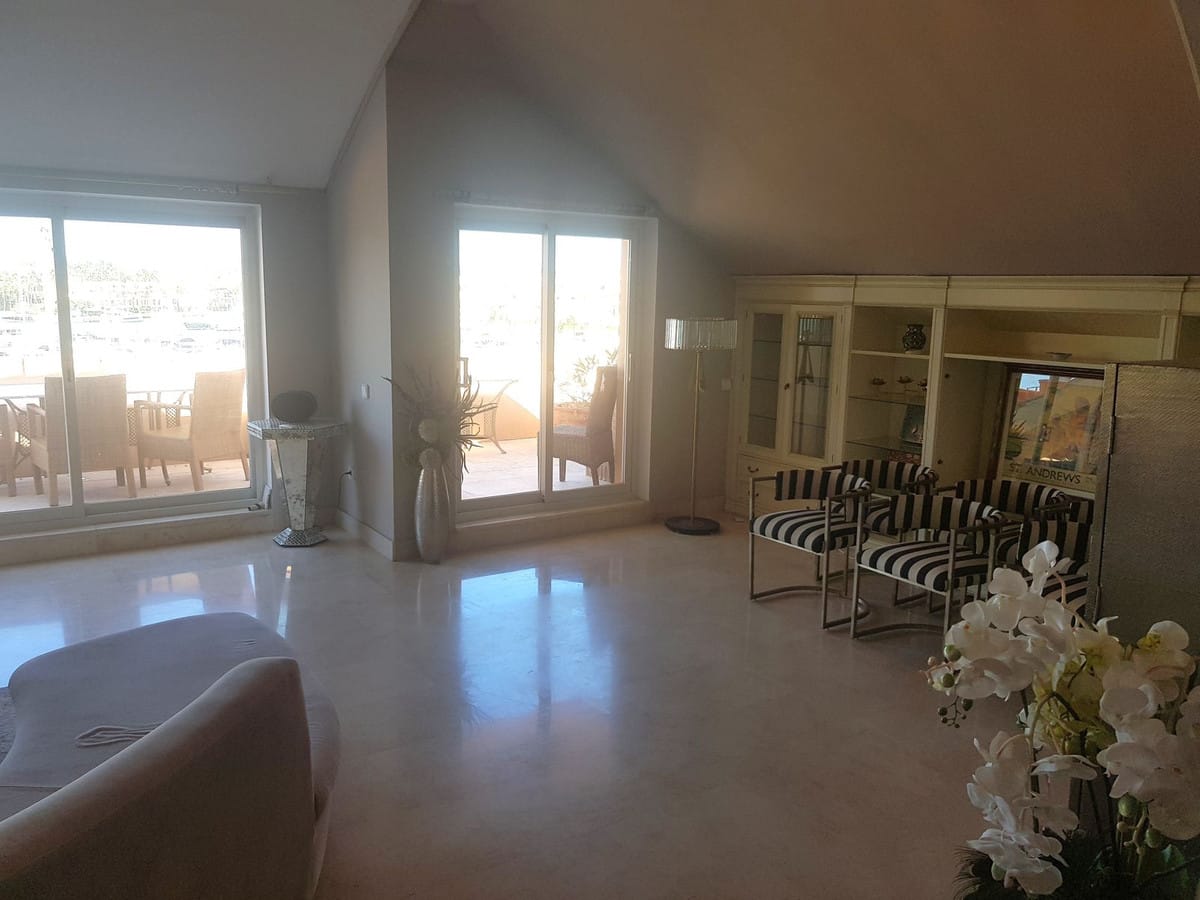Prachtig penthouse met vier slaapkamers in Sotogrande Marina in Sotogrande Marina - foto 19