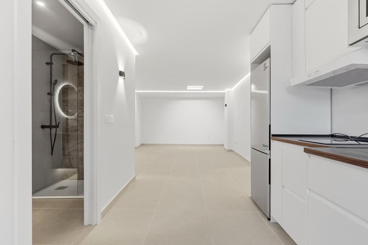 1 bedroom Apartment in Marbella in Marbella - foto 5