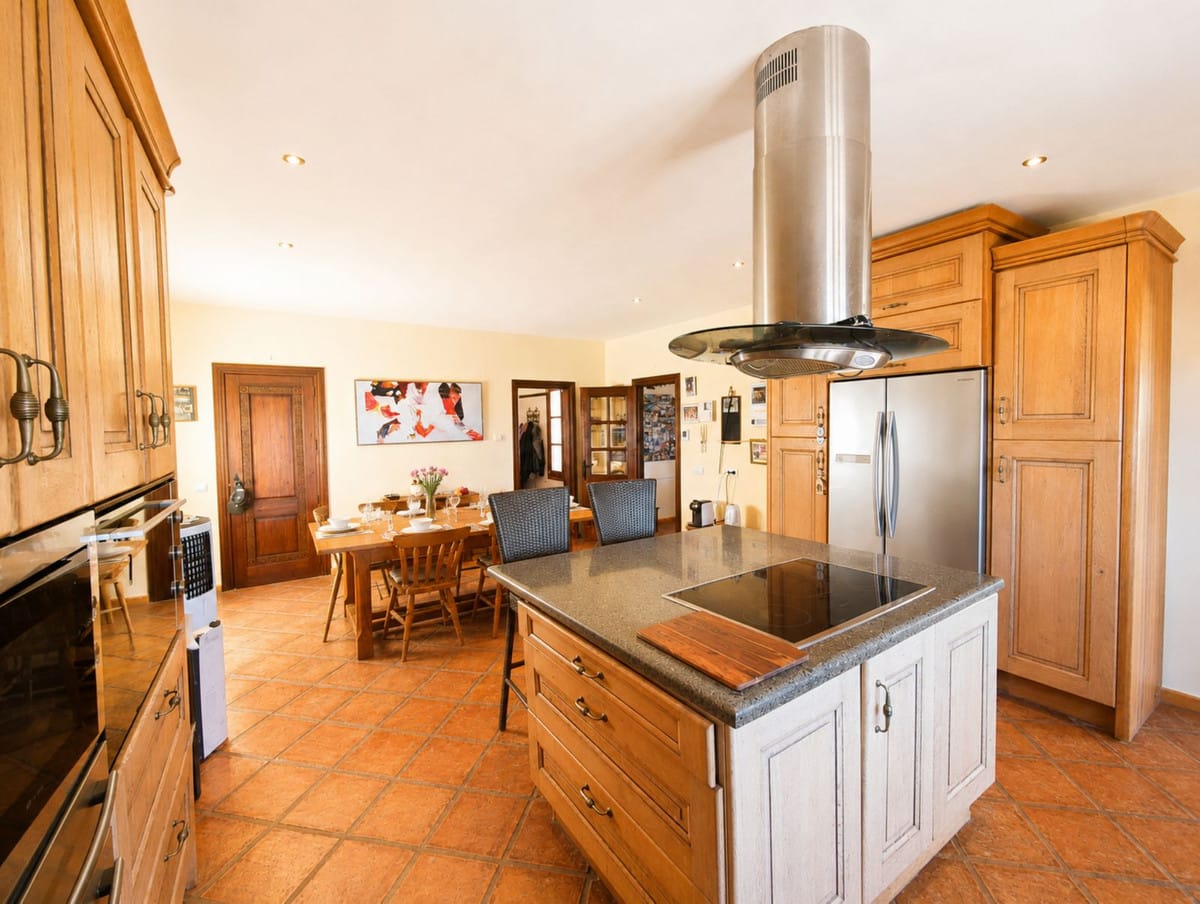 Andalusisch cortijo met 4 slaapkamers in Casares in Casares - foto 12